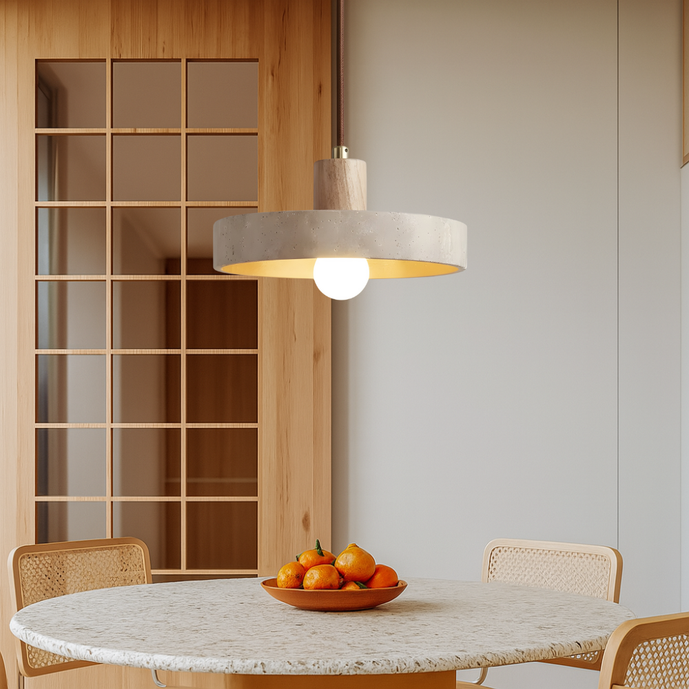 Lampe suspendue Bauhaus en travertin naturel