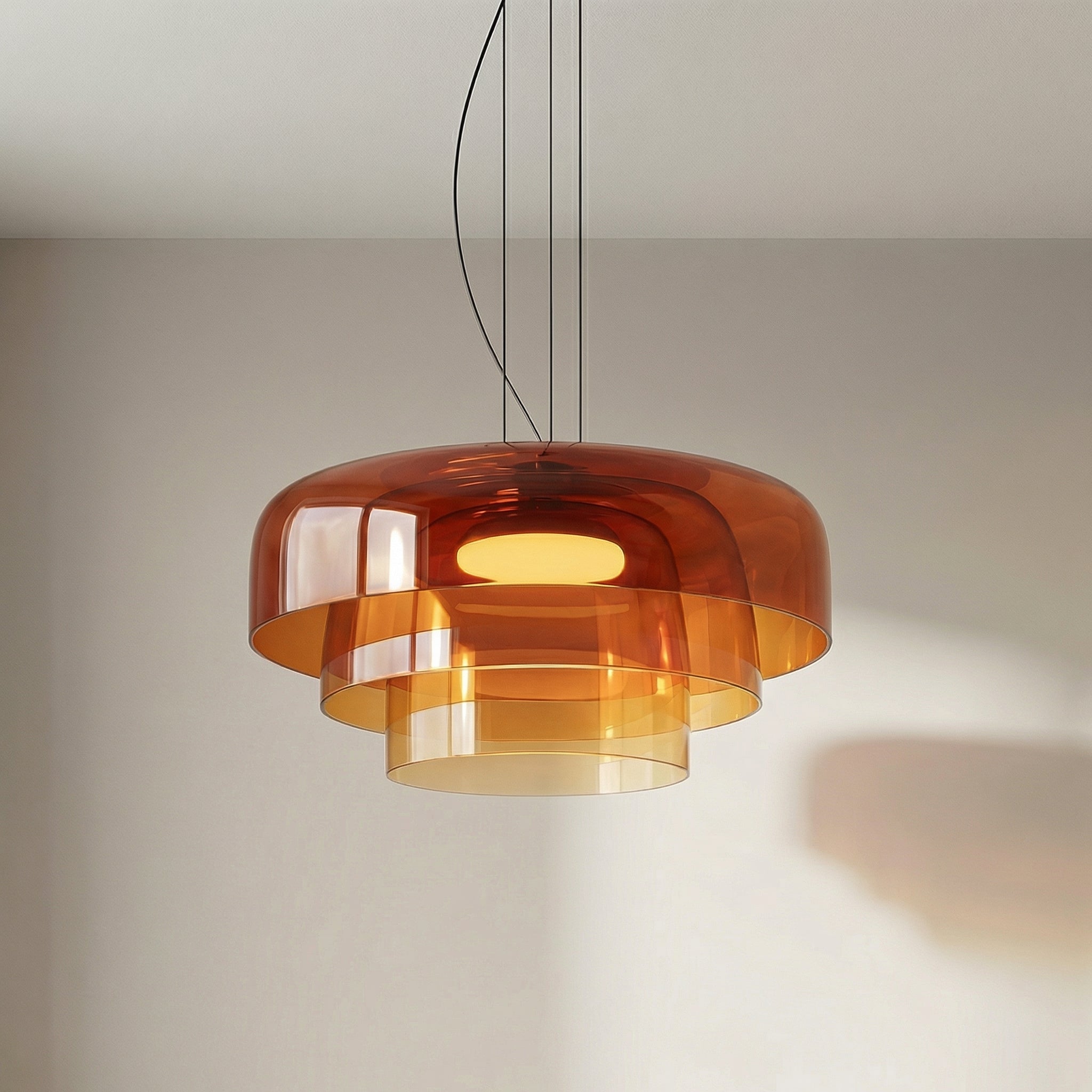 Suspension sculpturale en verre