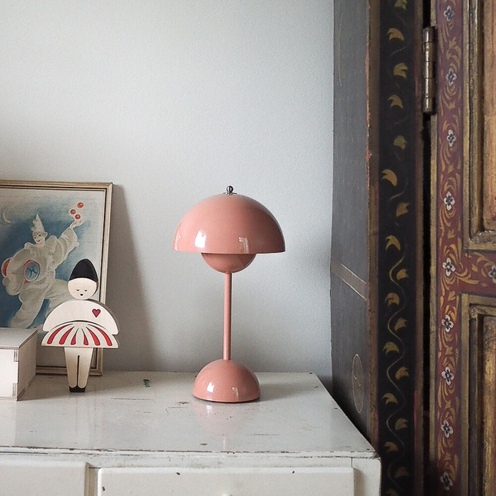 Lampe de table LED champignon minimaliste