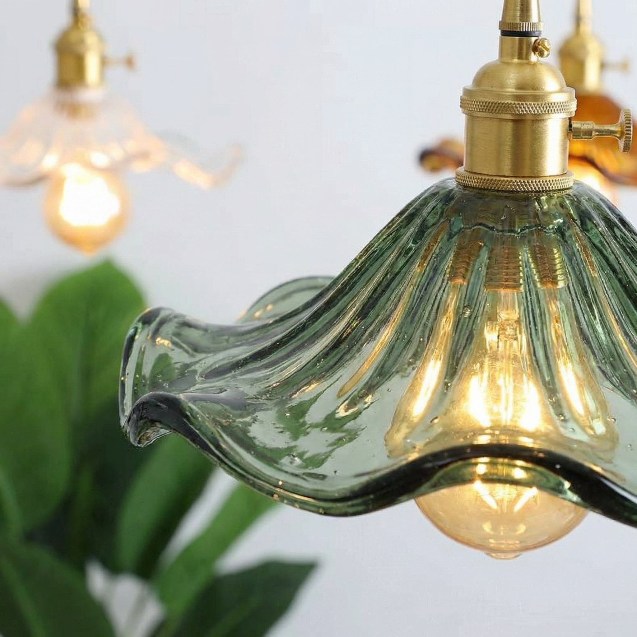 Suspension vintage en verre floral