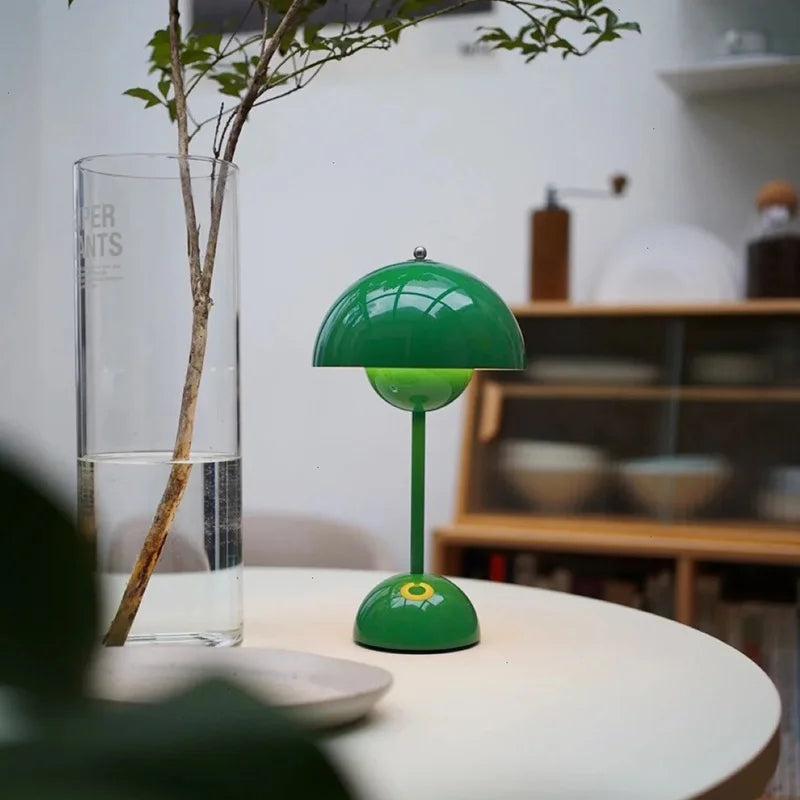 Lampe de table LED champignon minimaliste