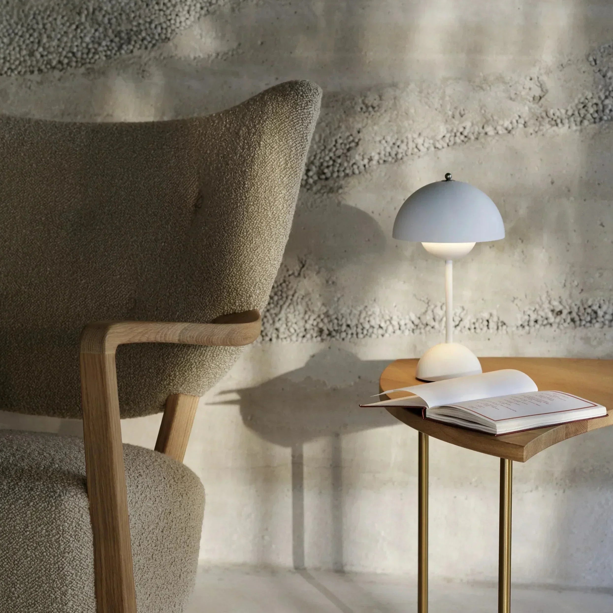 Lampe de table LED champignon minimaliste