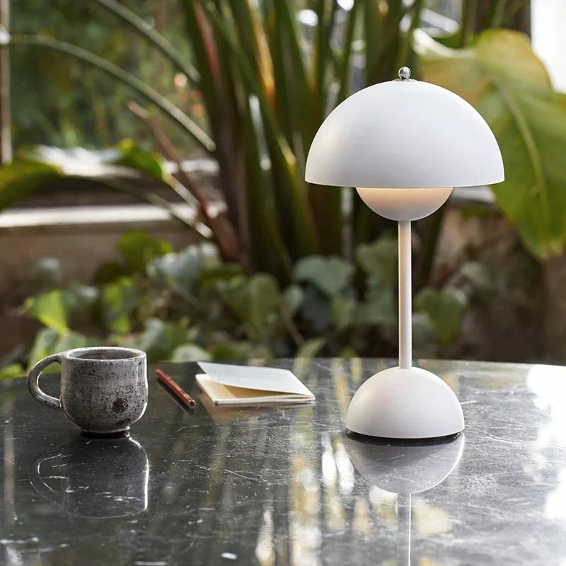 Lampe de table LED champignon minimaliste