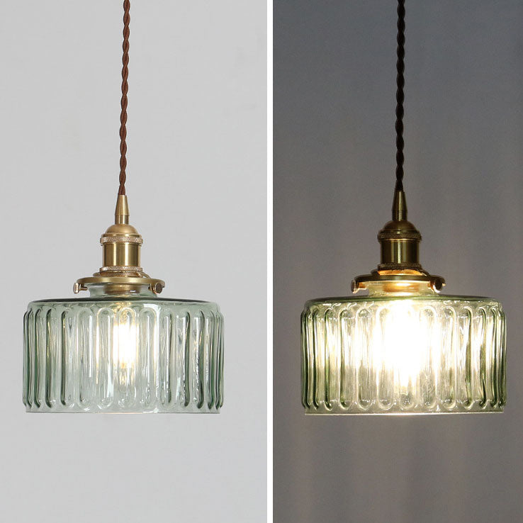 Lampe suspendue japonaise en verre vert et laiton