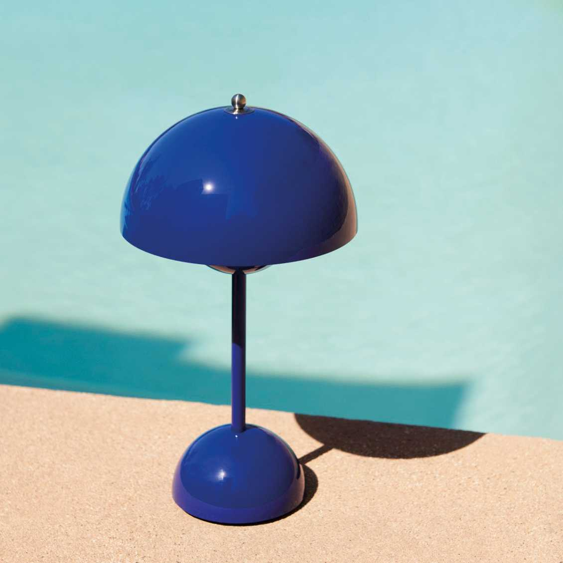 Lampe de table LED champignon minimaliste