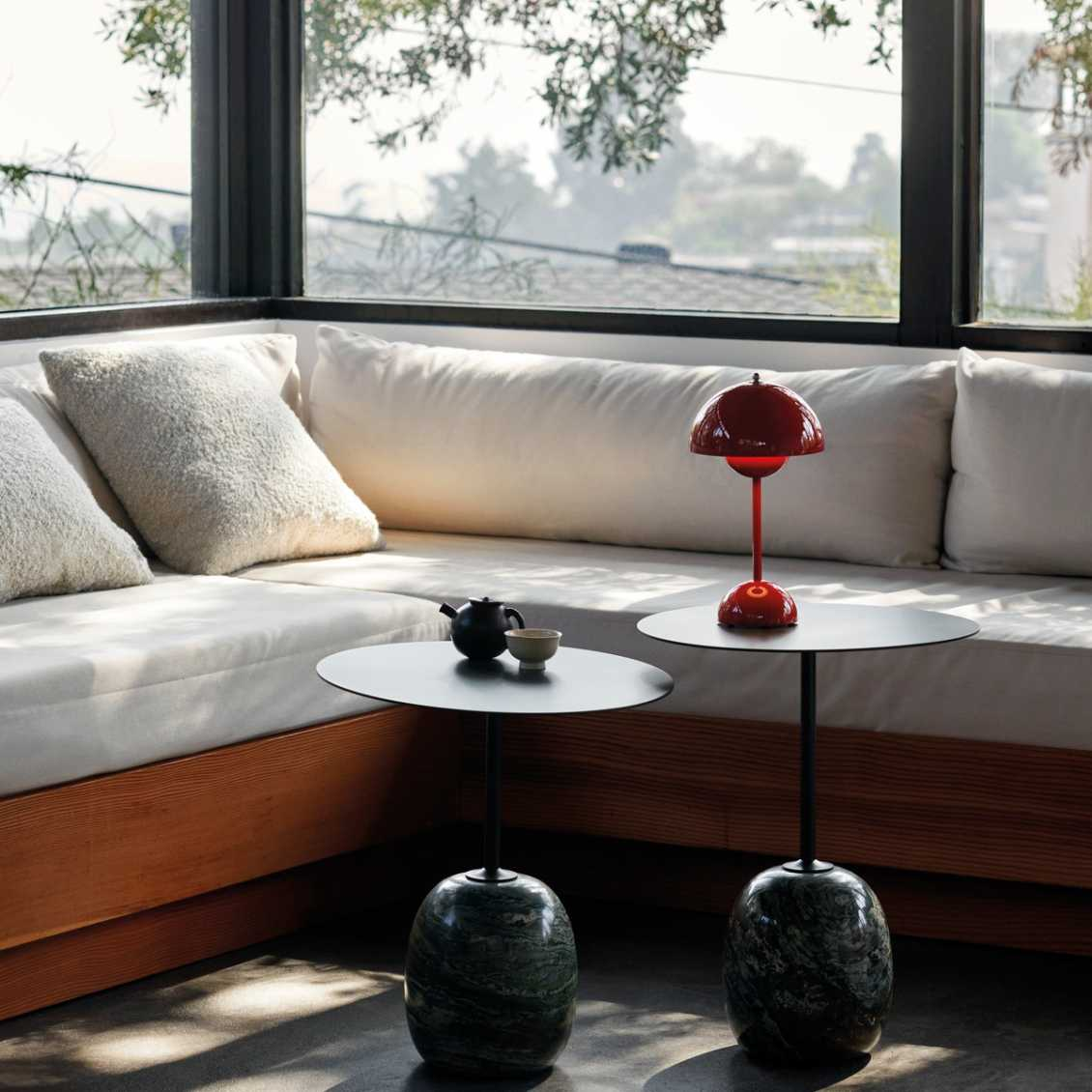 Lampe de table LED champignon minimaliste