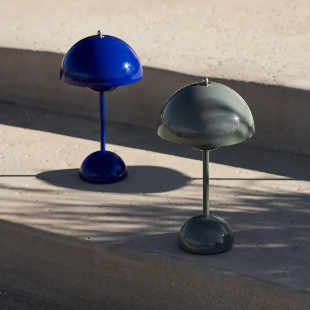 Lampe de table LED champignon minimaliste