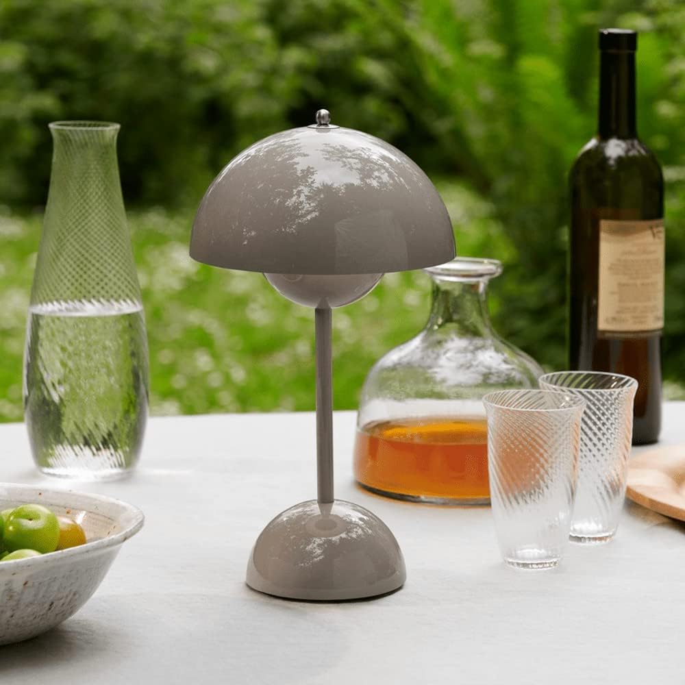 Lampe de table LED champignon minimaliste