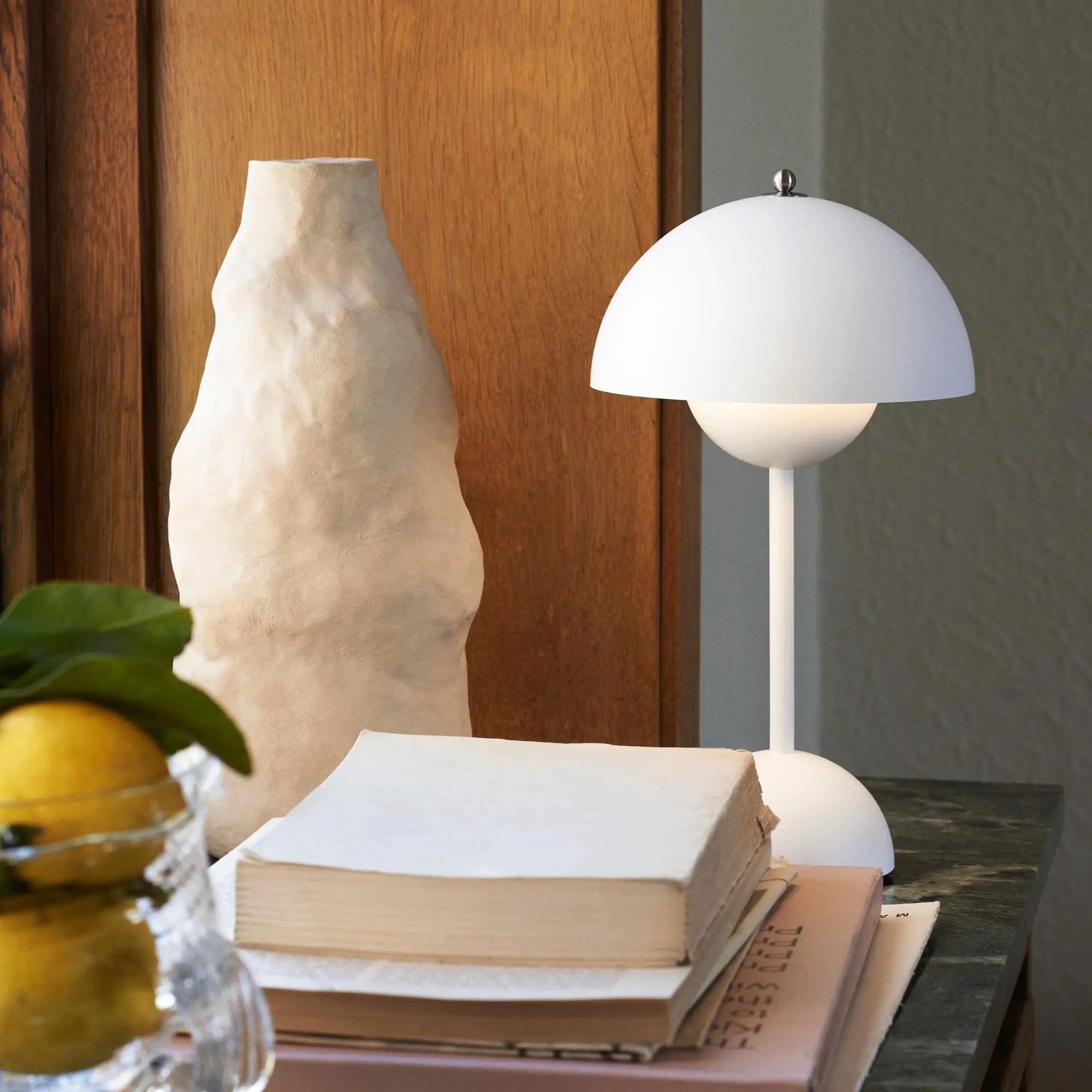 Lampe de table LED champignon minimaliste