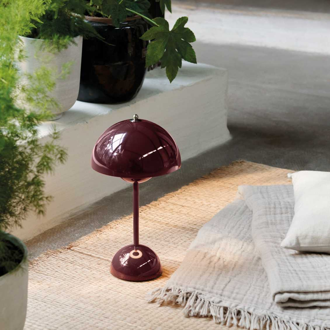 Lampe de table LED champignon minimaliste